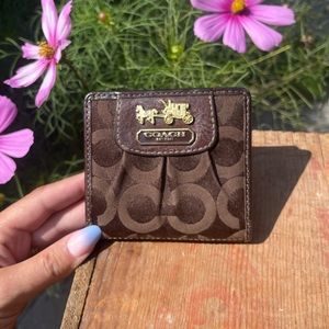 COPY - 💵📉Coach Small Billfold Wallet Brown Logo Pink Leather
